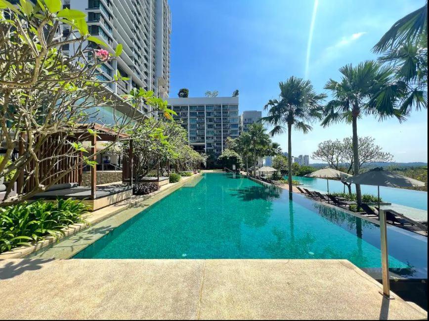Iskandar Residences 3 Bedroom Нусаджайя Экстерьер фото