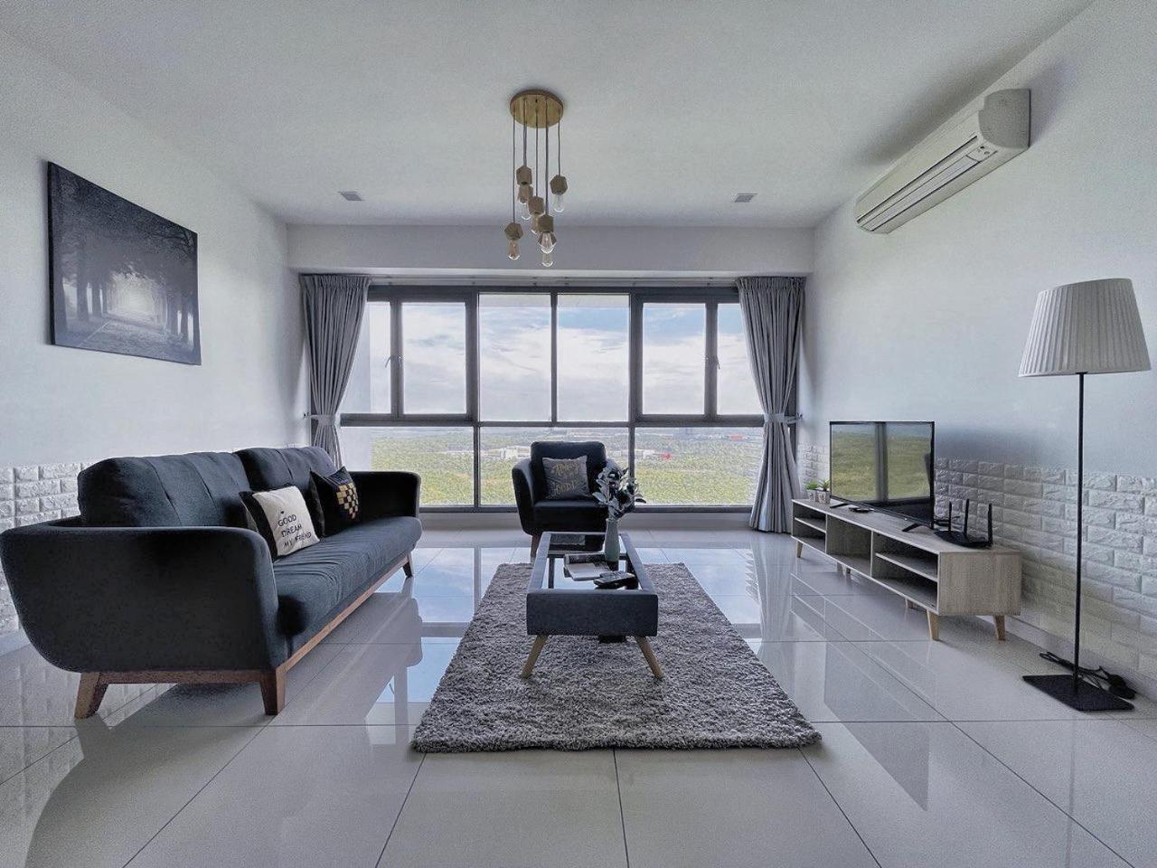 Iskandar Residences 3 Bedroom Нусаджайя Экстерьер фото